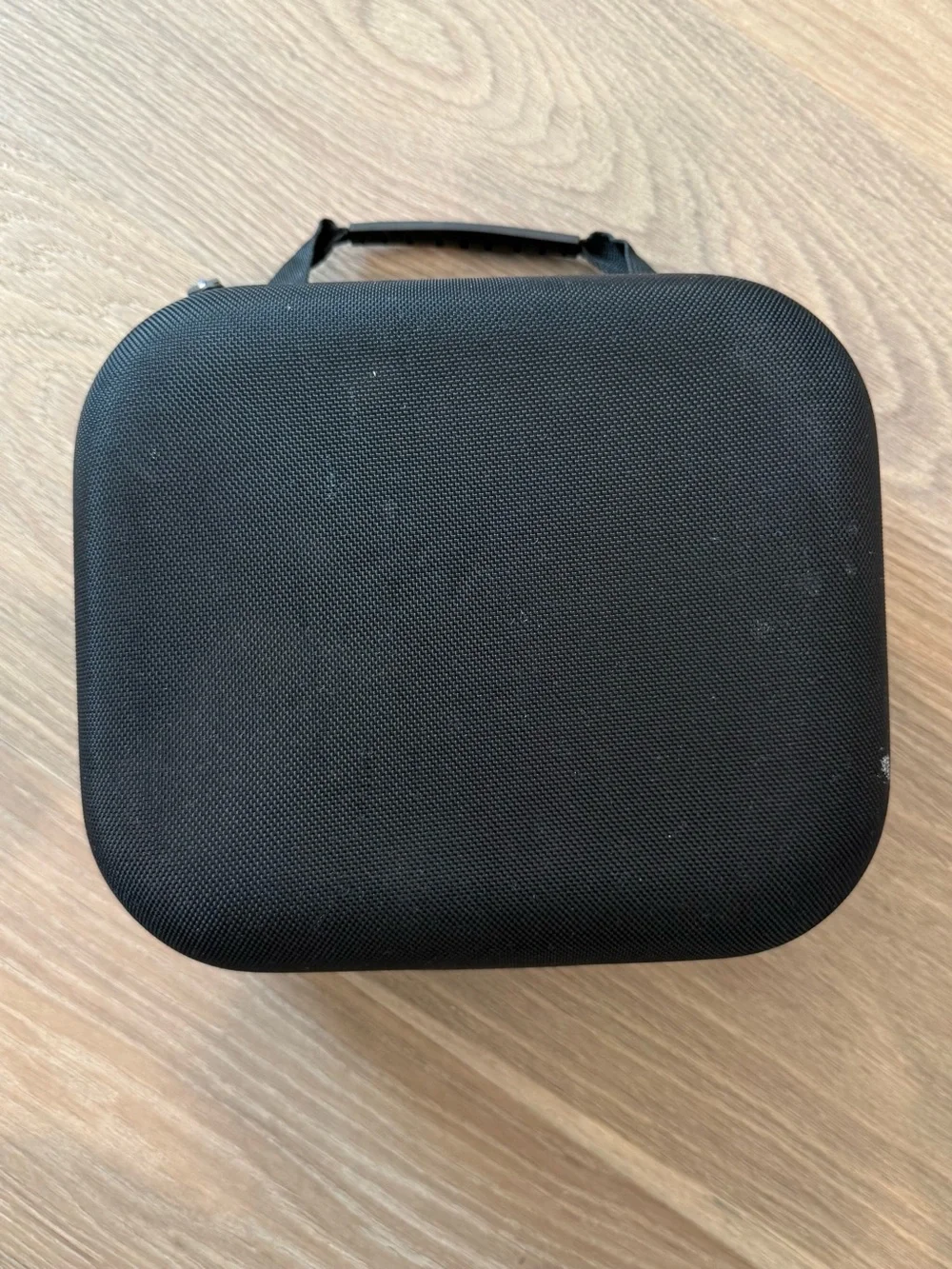 Black Hard Shell Carry Case with Handle for Meta Quest VR set